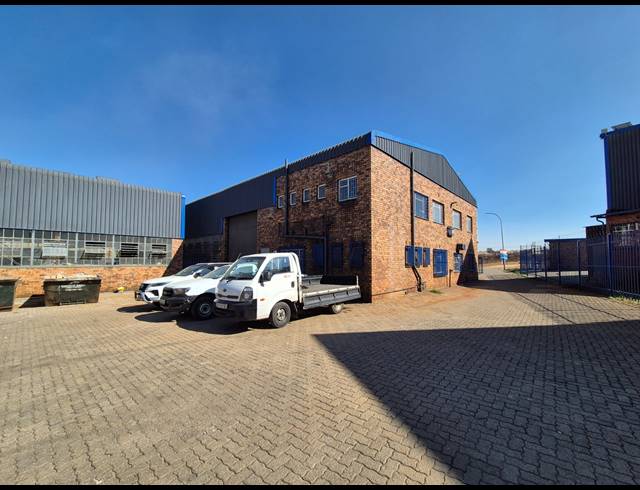 649M² WAREHOUSE TO LET IN WADEVILLE